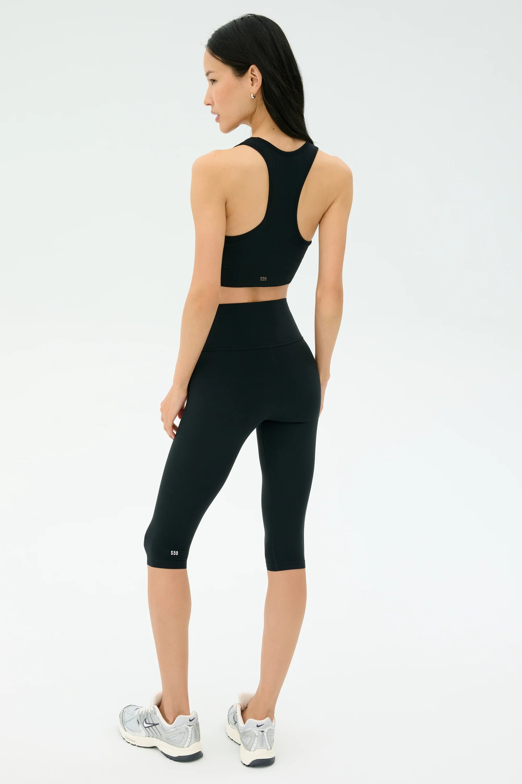 AIRWEIGHT HIGH WAIST 16" LEGGING - BLACK