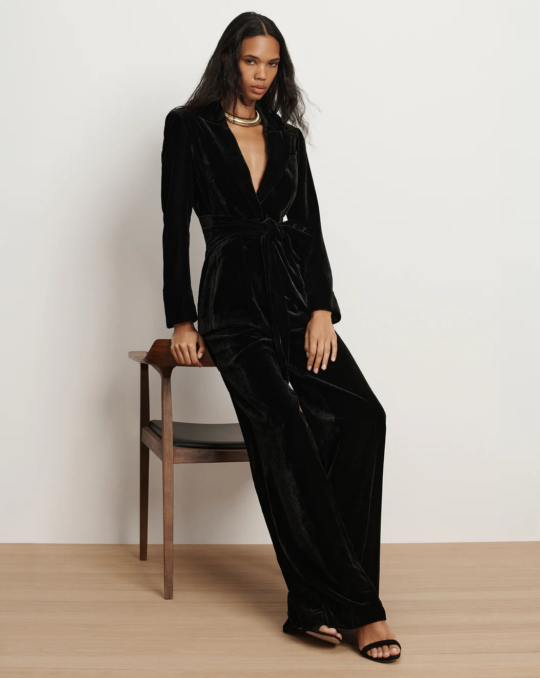 ISSEL VELVET JACKET - BLACK