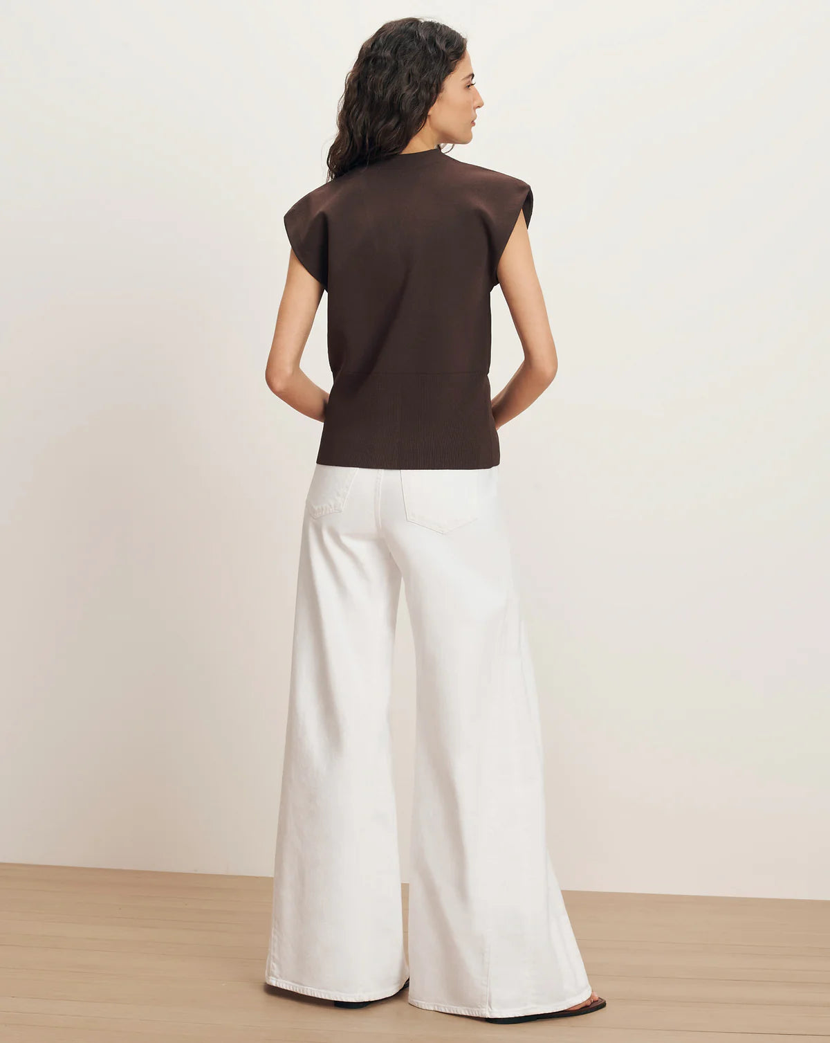 ISADOR KNIT VEST - DARK MOCHA