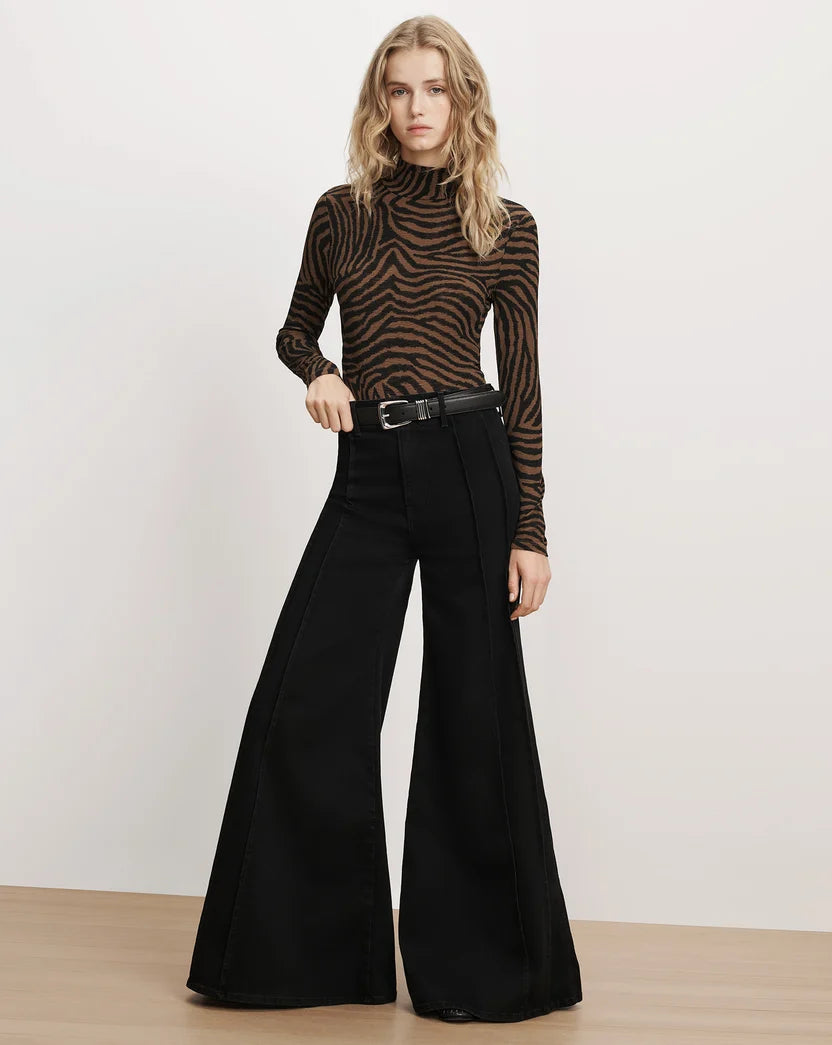WYETH ZEBRA TURTLENECK TOP