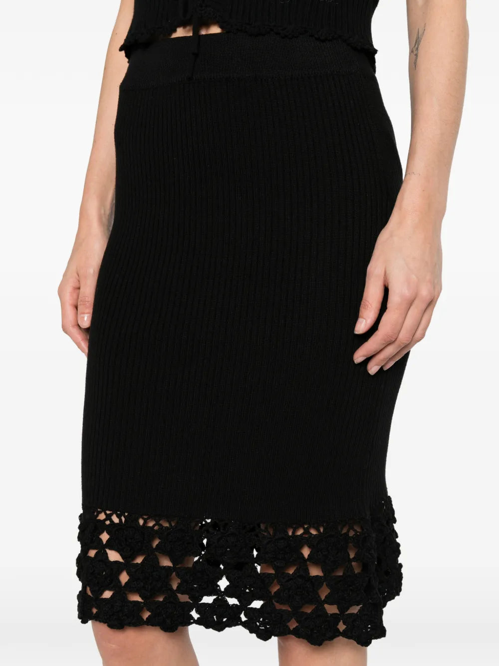 FINE COTTON RIB CROCHET SKIRT - BLACK