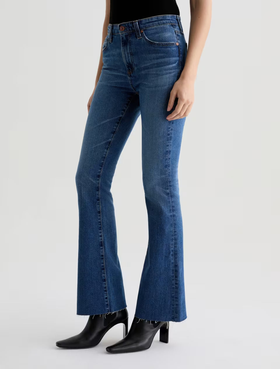 FARRAH BOOT CUT - 15 YEARS PRAGUE