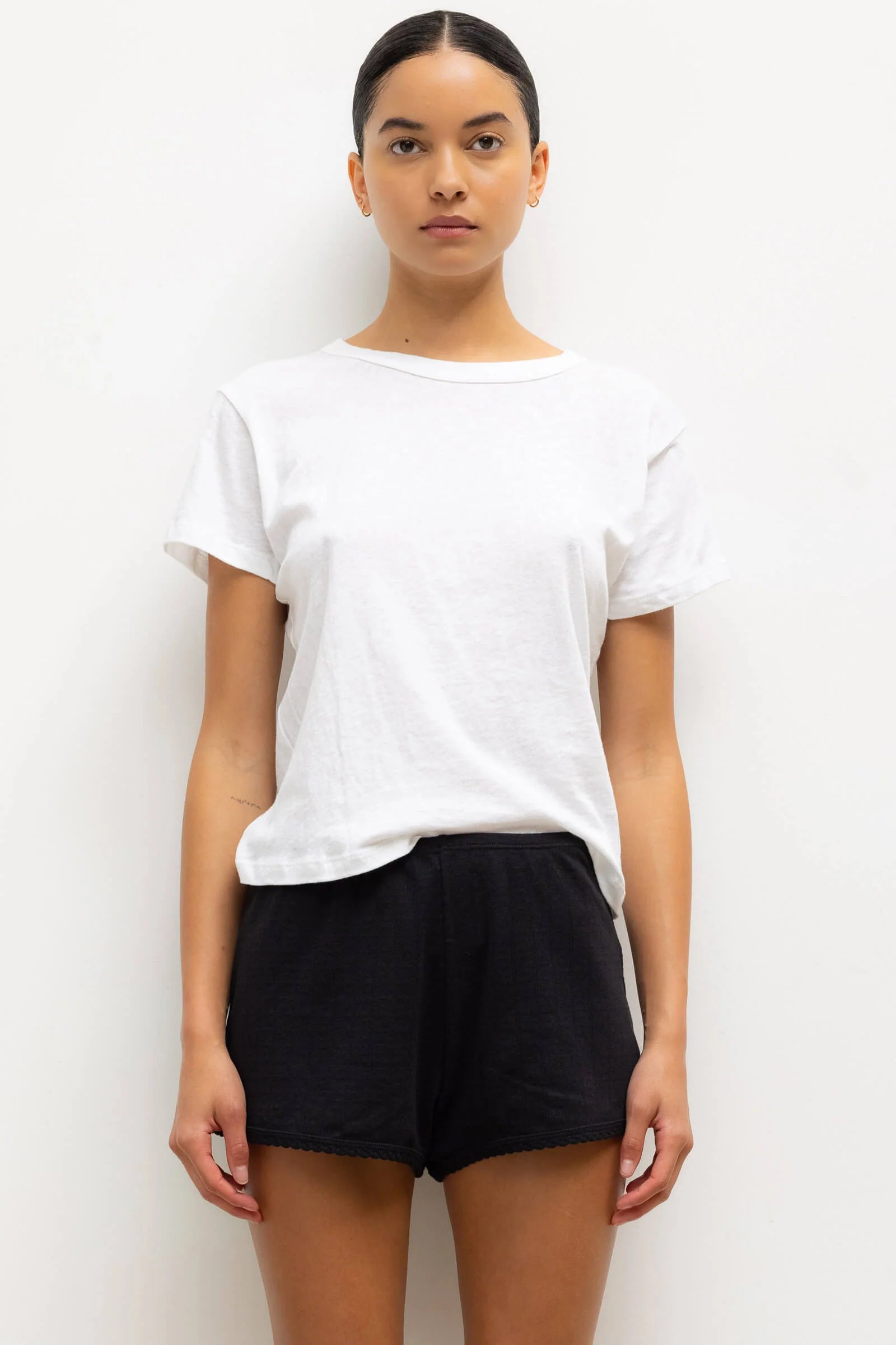 LAURA MARGO TEE - WHITE