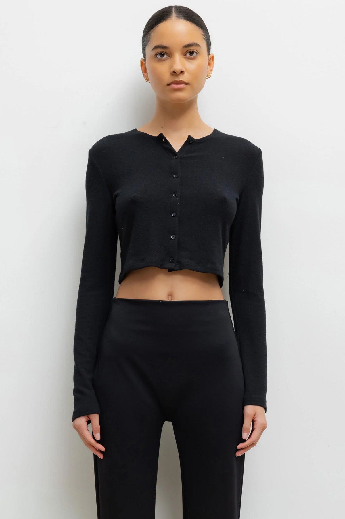 LAUREN CROP CARDIGAN II - BLACK