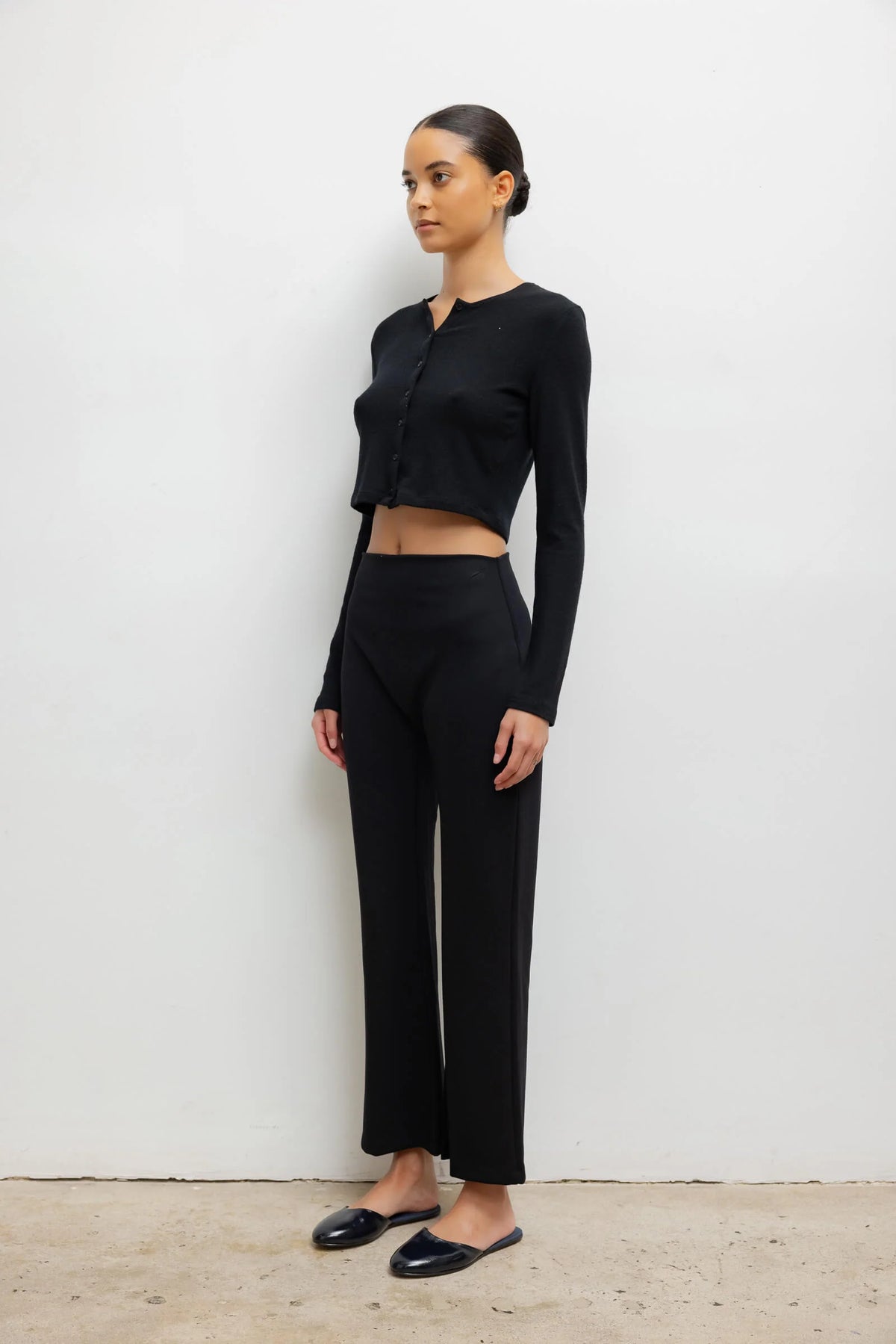 LAUREN CROP CARDIGAN II - BLACK