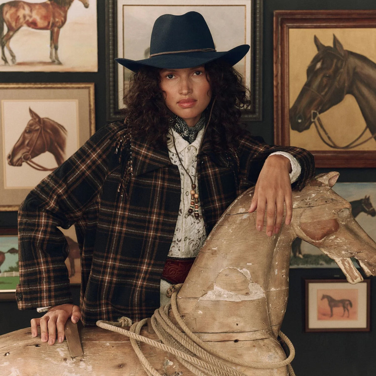 STETSON & THE GREAT. THE FRINGE COAT