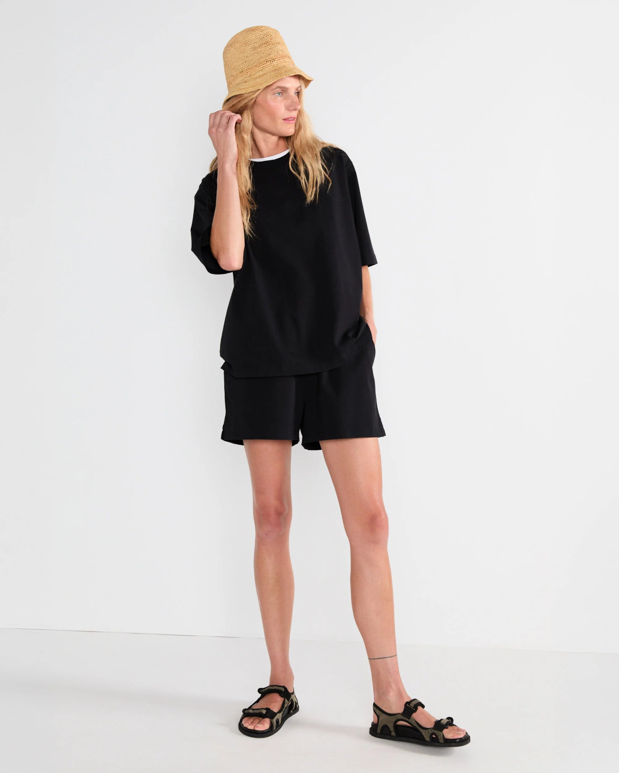 THE MERCER - BLACK
