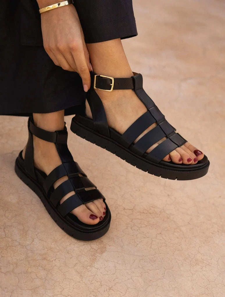 NELLIE - PASSION BLACK - FLAT SANDAL