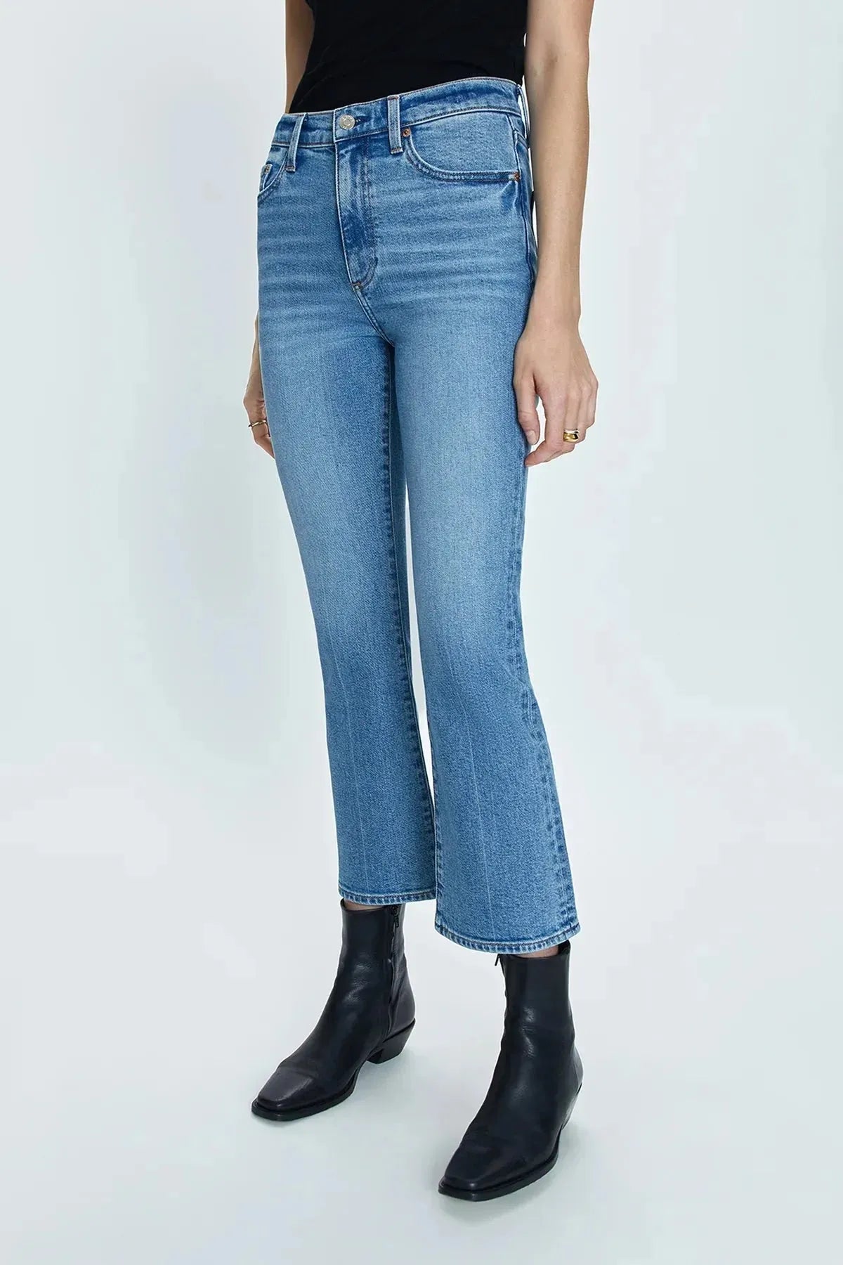 LENNON JEAN