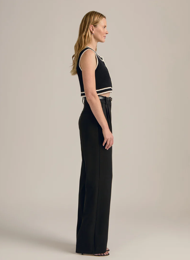THE MEREDITH TOP