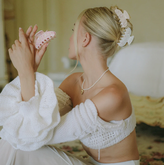 SWEETHEART CLIP IN TEA PARTY