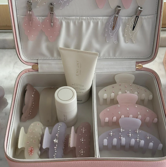 BIG EFFING CLIP IN EVERYDAY ANGEL