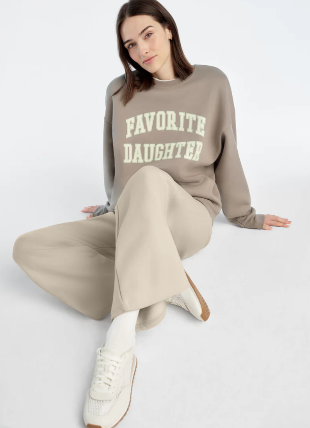 THE COLLEGIATE SWEATSHIRT - SOFT TAUPE/GARDENIA