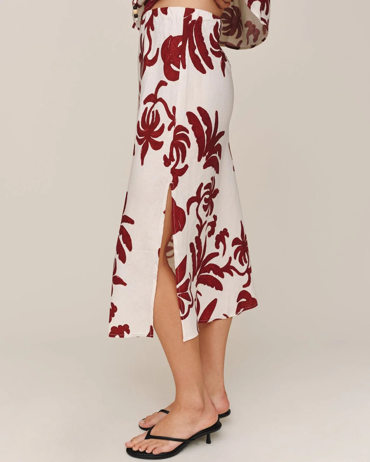 BIAS SIDE SLIT SKIRT - ISLAND DAMASK PRINT