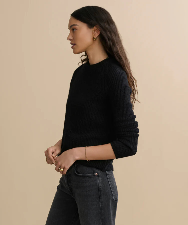 CASHMERE FISHERMAN SWEATER - BLACK