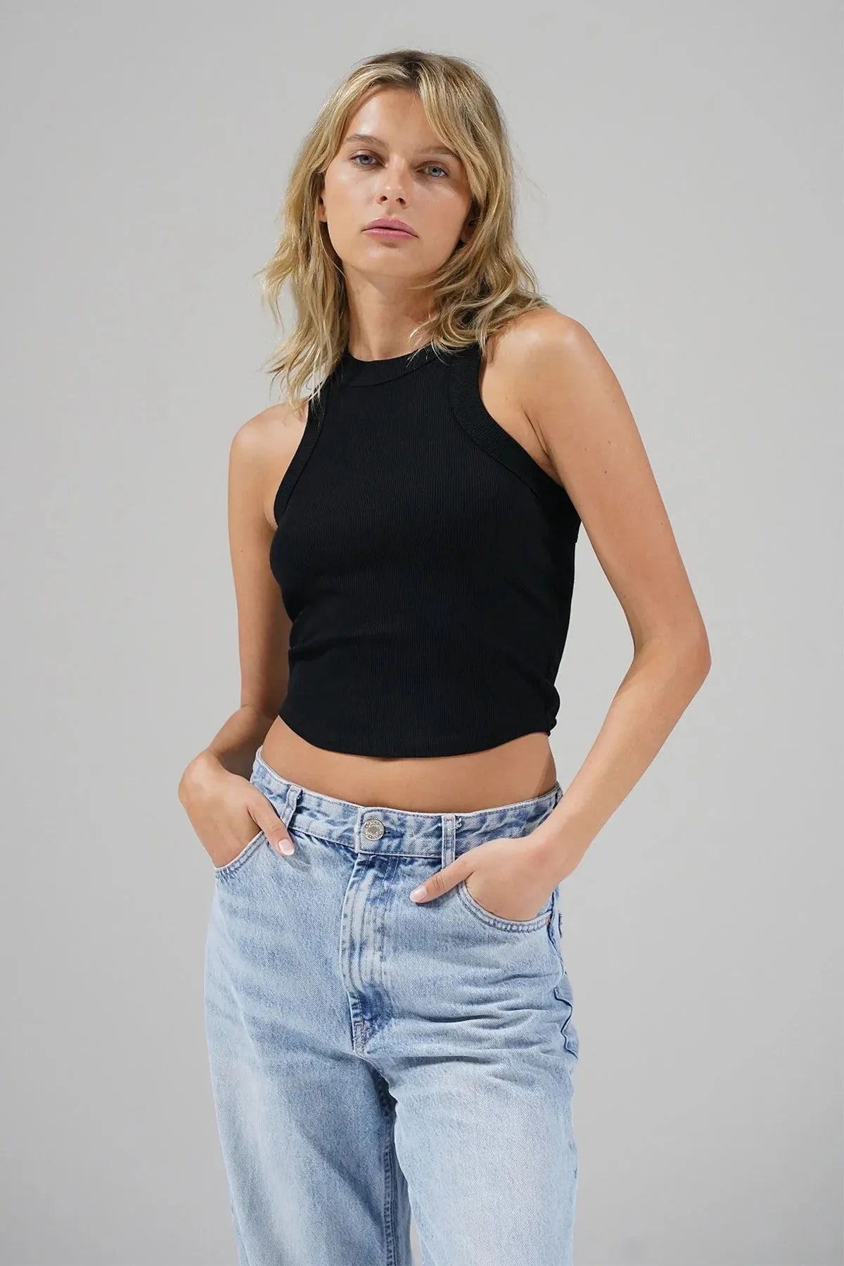 DETRA RIBBED TANK - BLACK