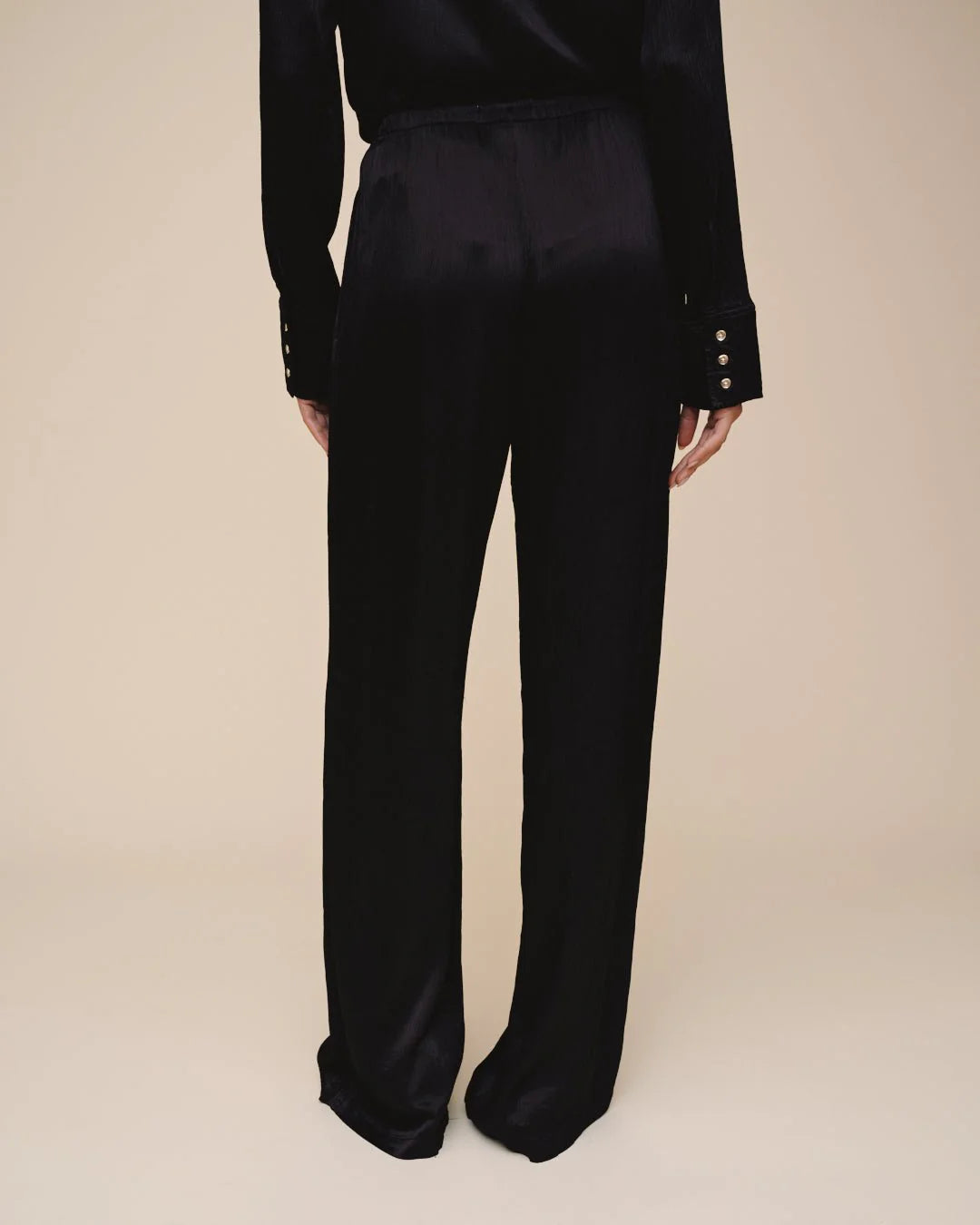 EASY PLEATED WIDE LEG PANT - BLACK