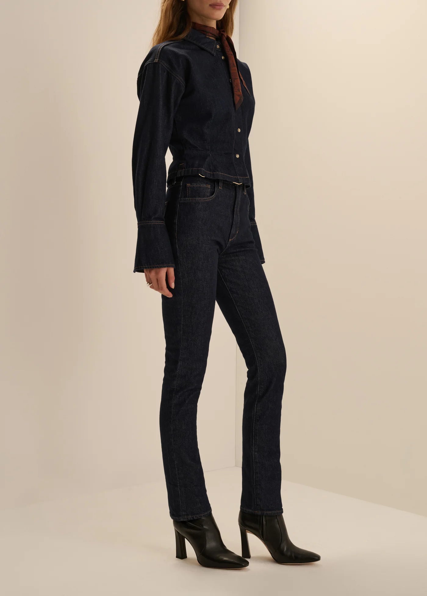 THE EYES ON ME SHIRT - OXFORD