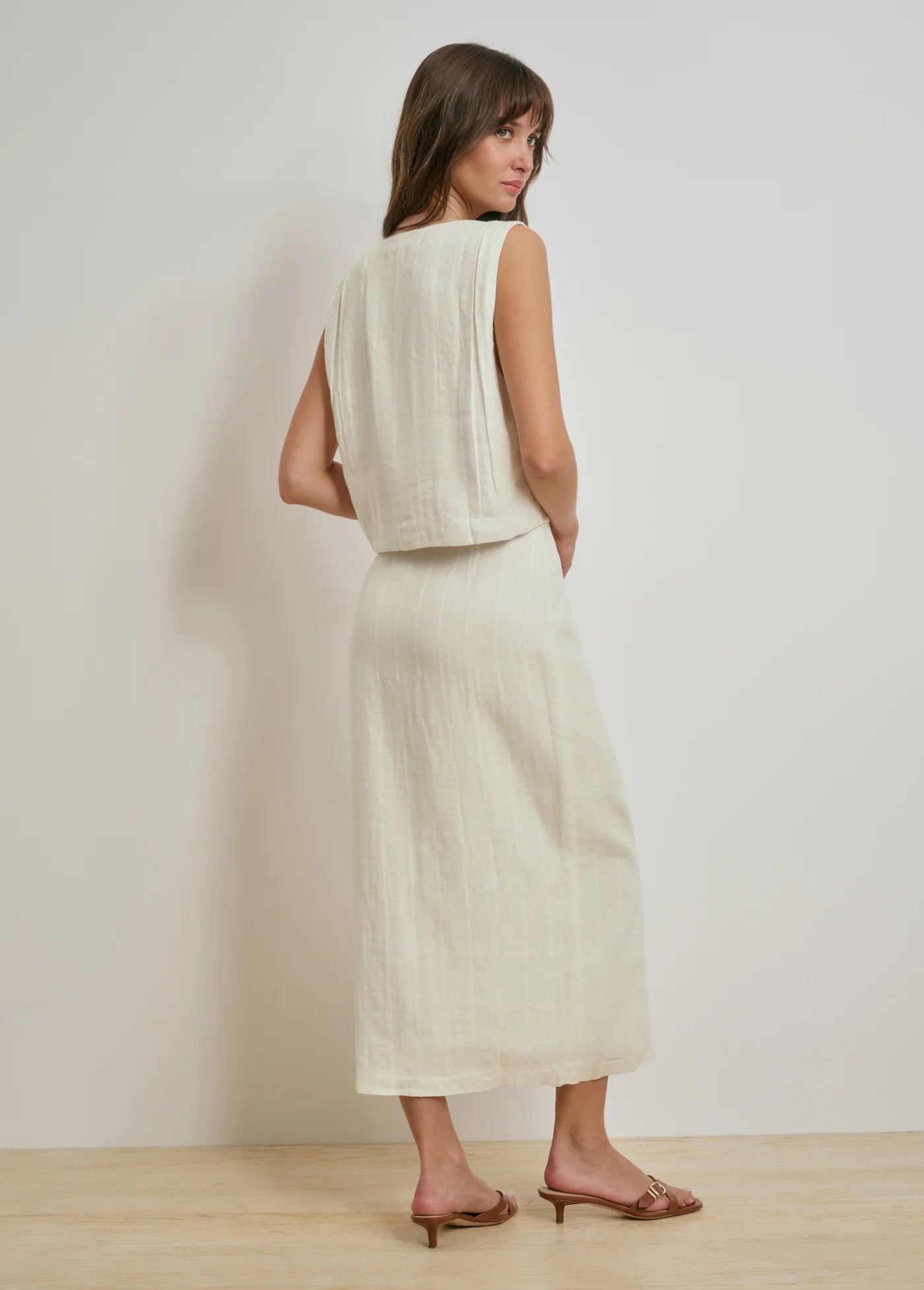 THE INVISIBLE STRING TOP - CREAM