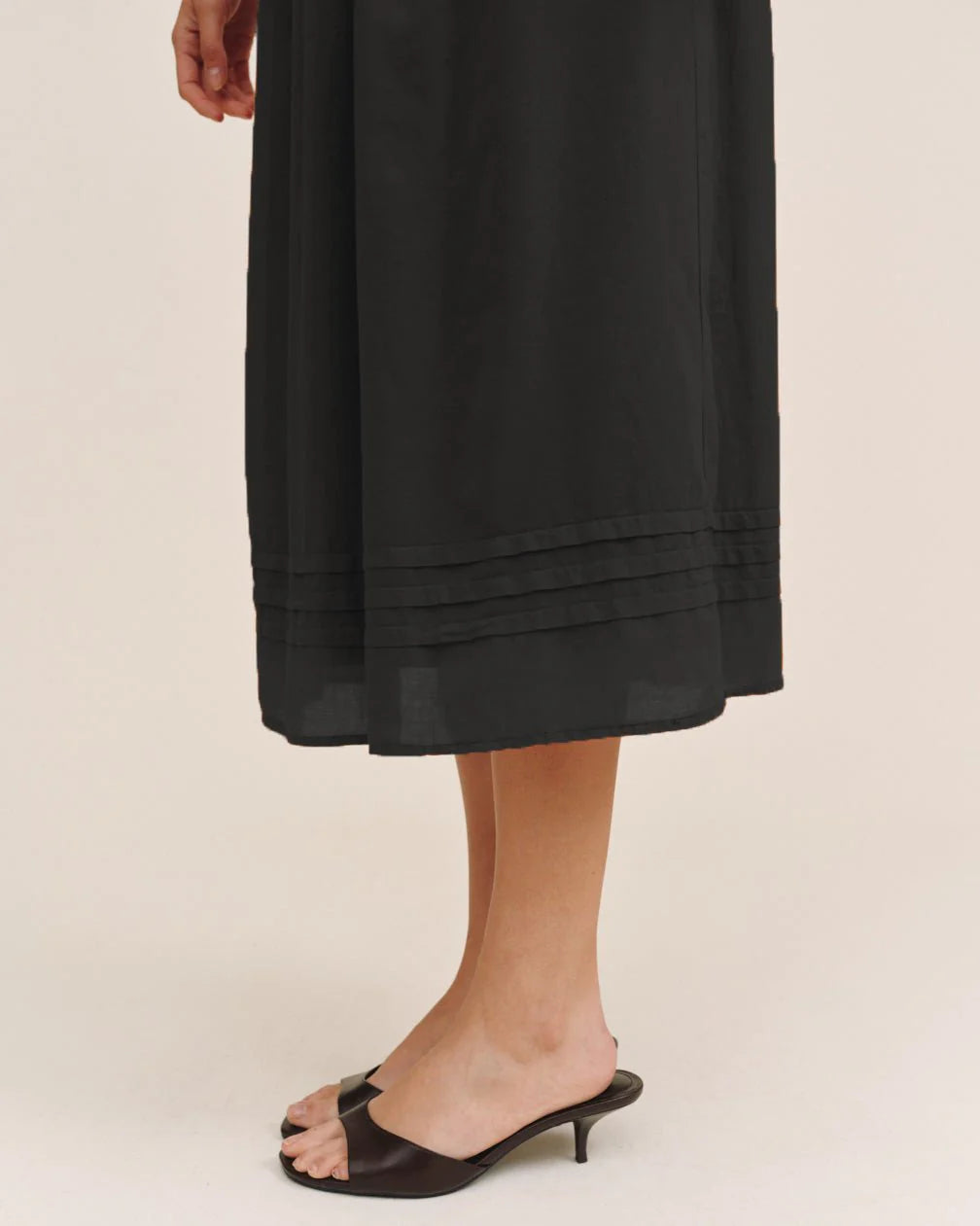 HALTER NECK MIXED DRESS - BLACK