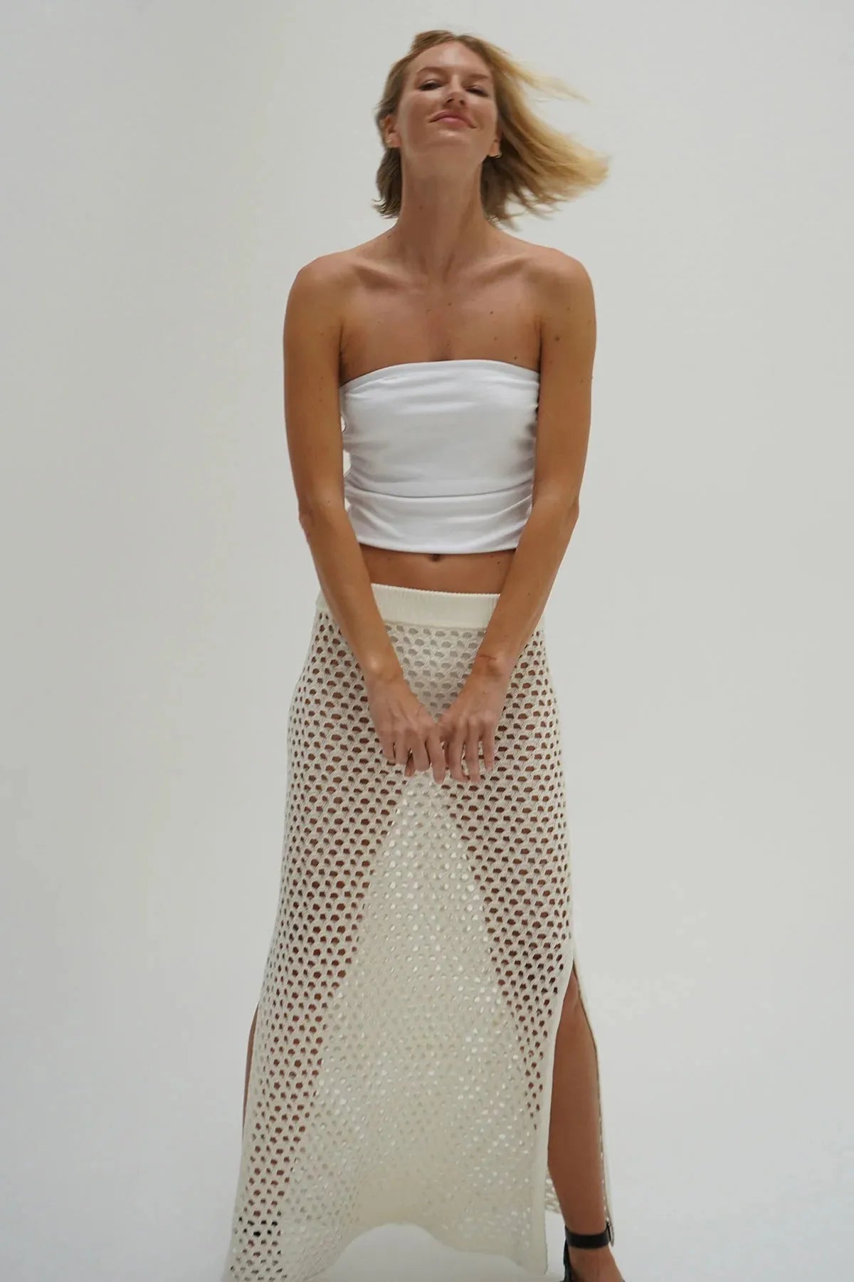 HOLLY RIBBED STRAPLESS TOP