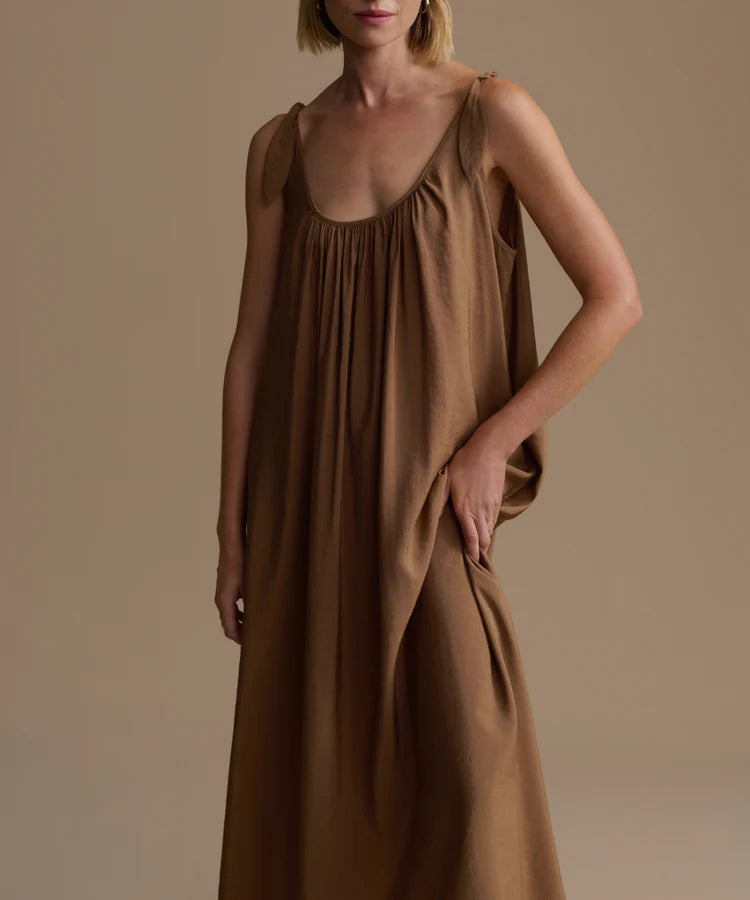 IRIS DRESS - BROWN