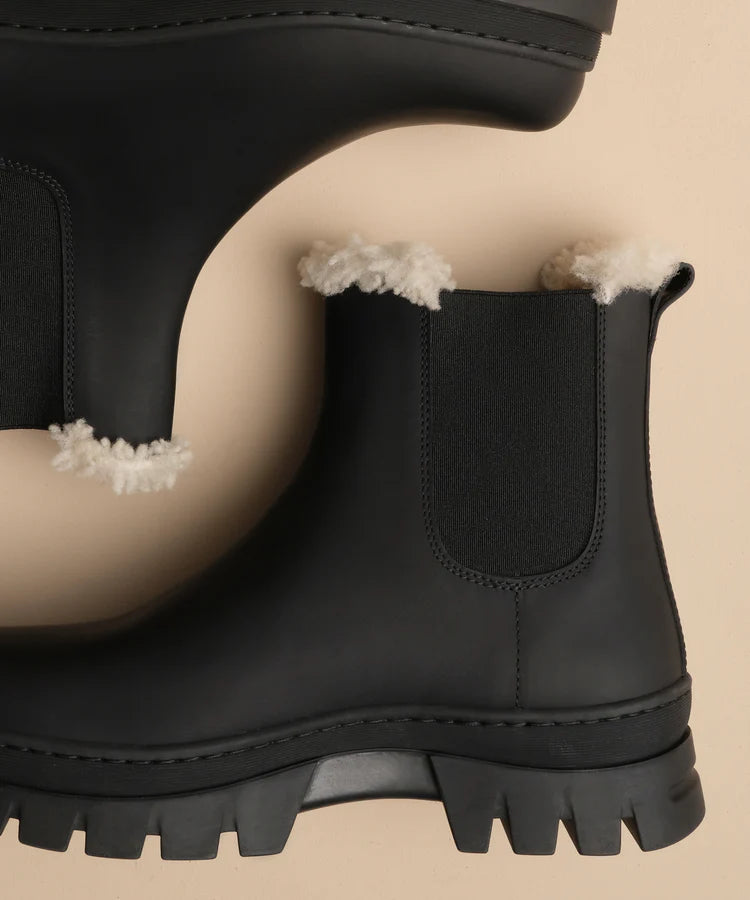 LEATHER HIGHLAND BOOT - BLACK