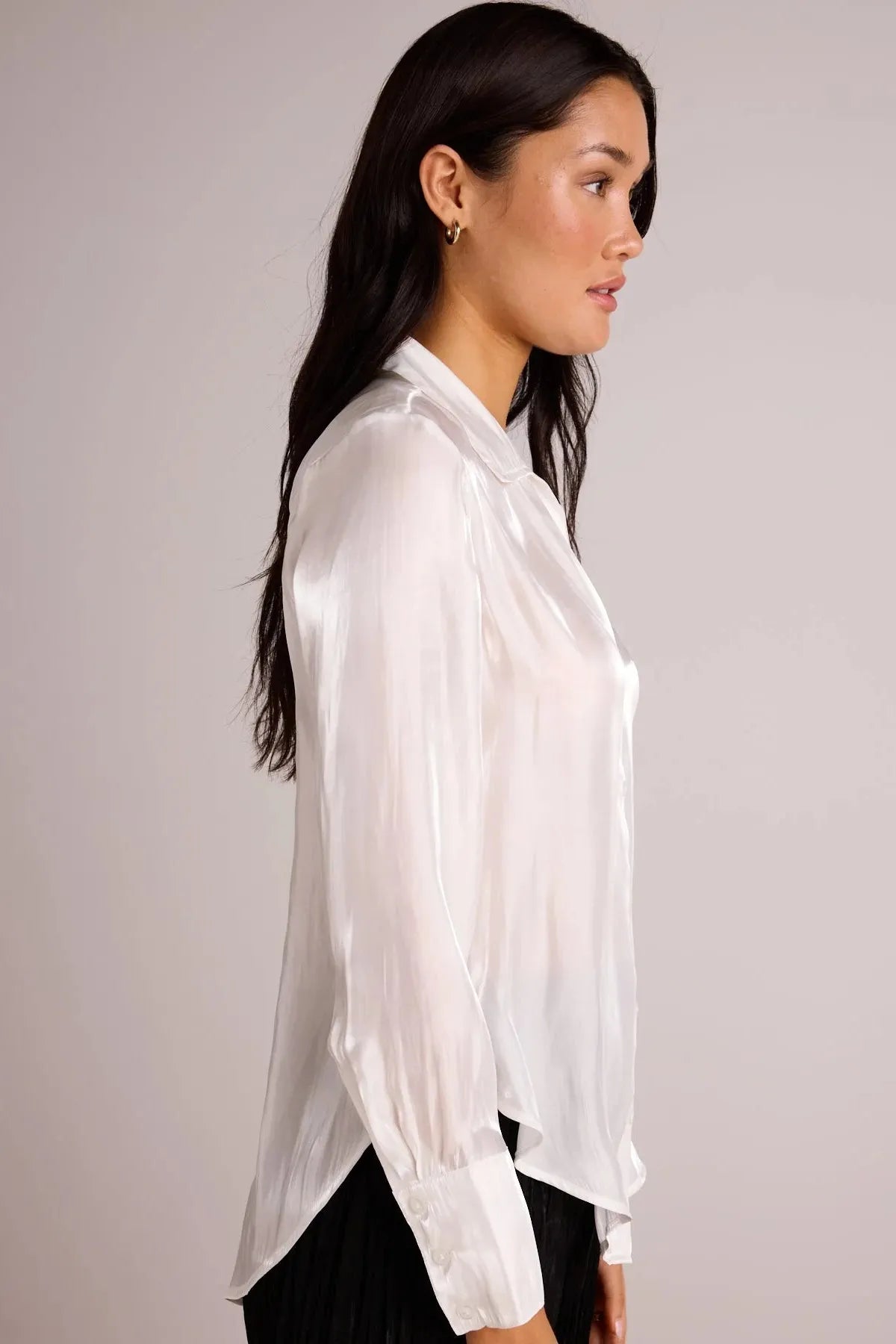 SHIRT TAIL BUTTON DOWN - WHITE SHIMMER