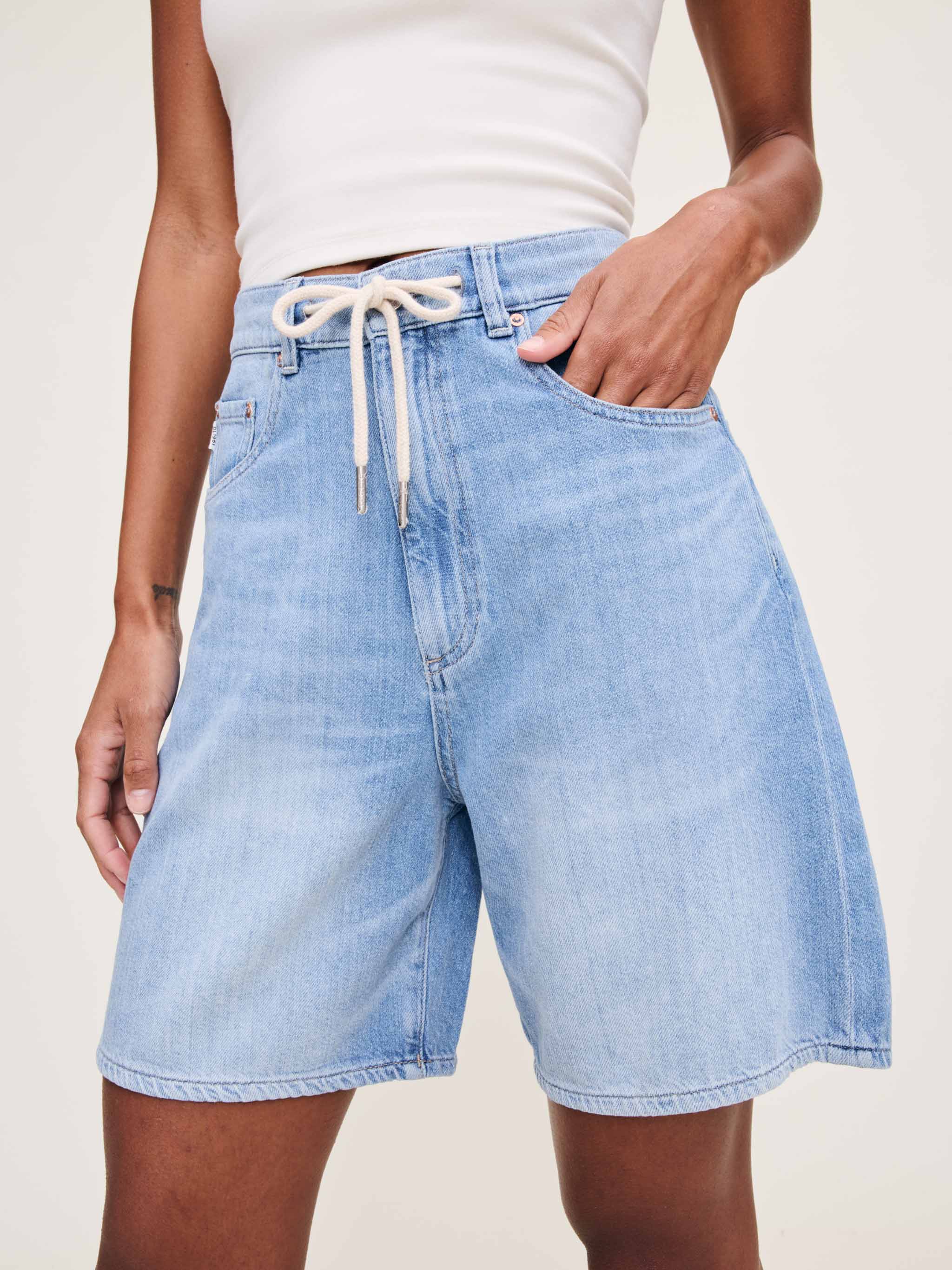 TAYLOR DRAWSTRING SHORT: HIGH RISE 7"