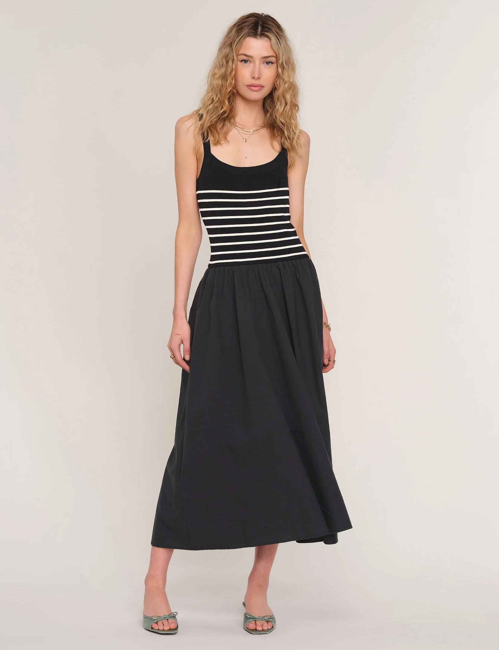 VEGA DRESS - BLACK
