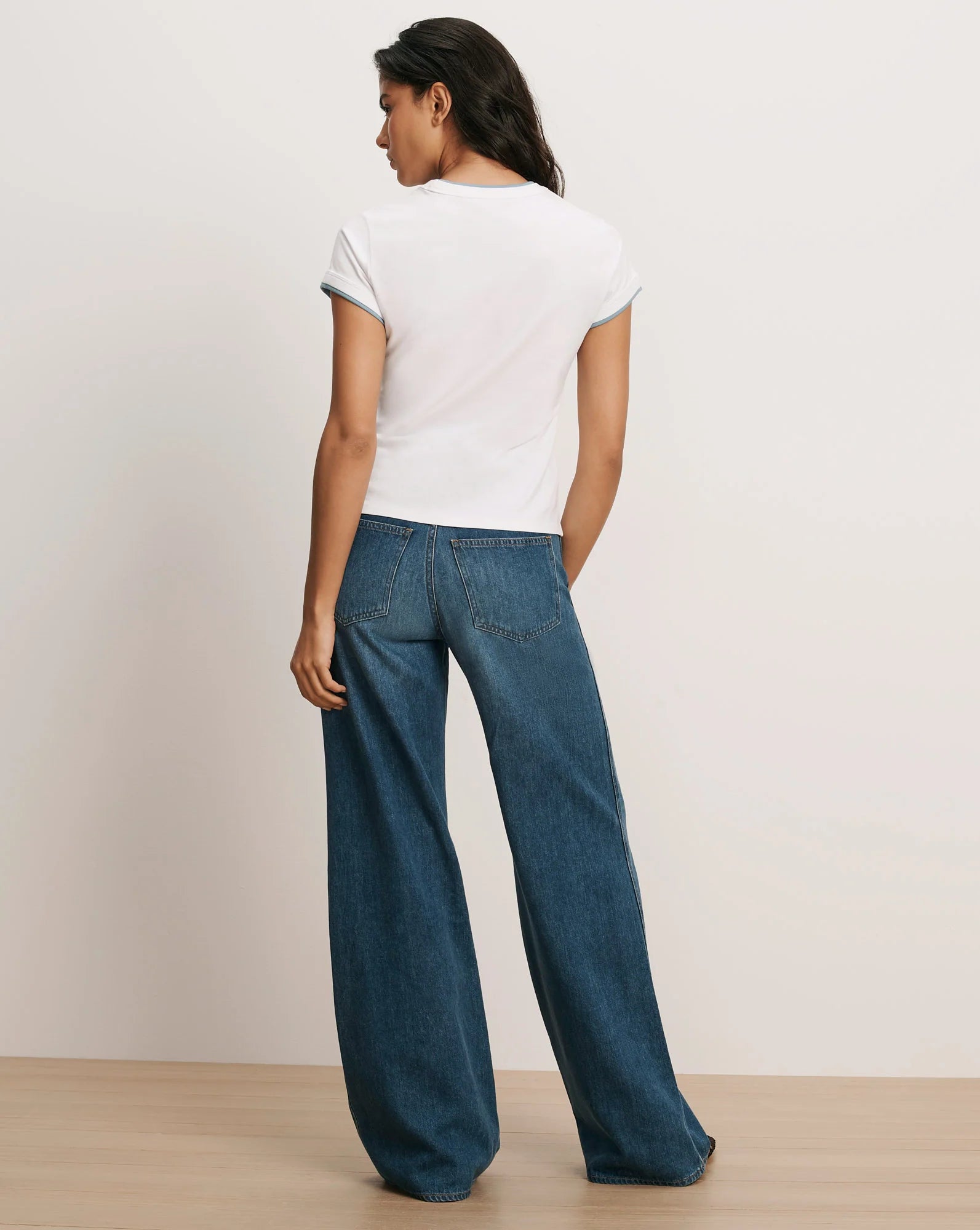 DEVIN CREWNECK T-SHIRT - WHITE/BLUE RIVER