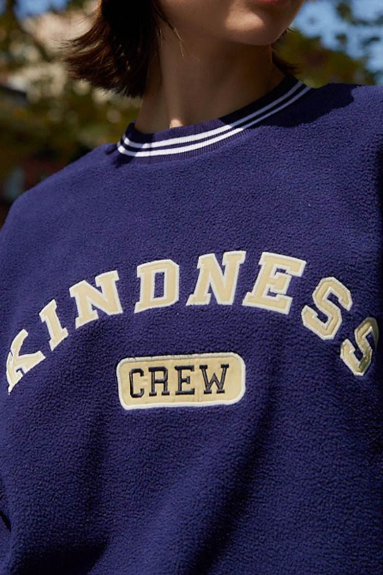 KINDNESS CREWNECK TEDDY FITTED CREWNECK