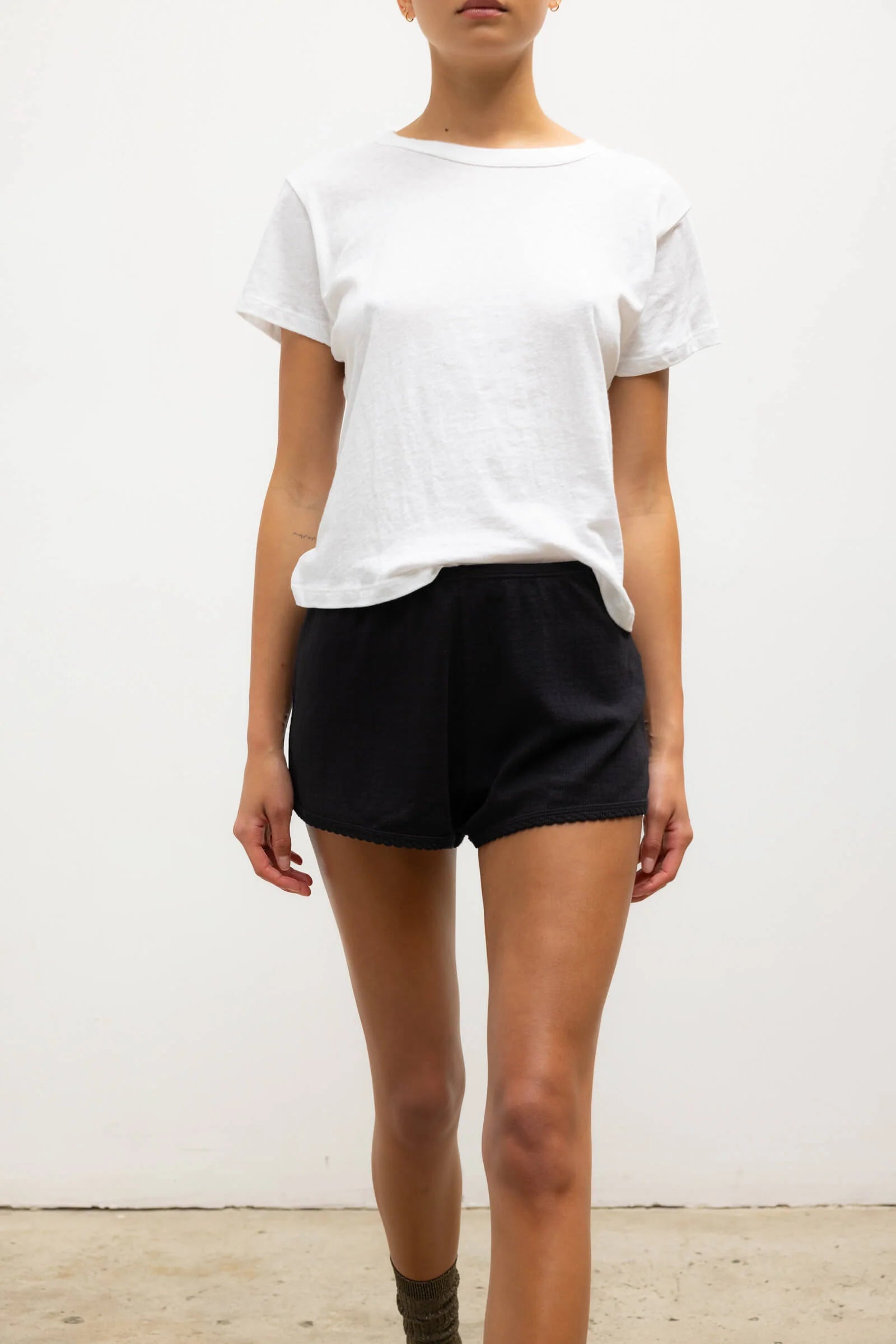 LAURA MARGO TEE - WHITE