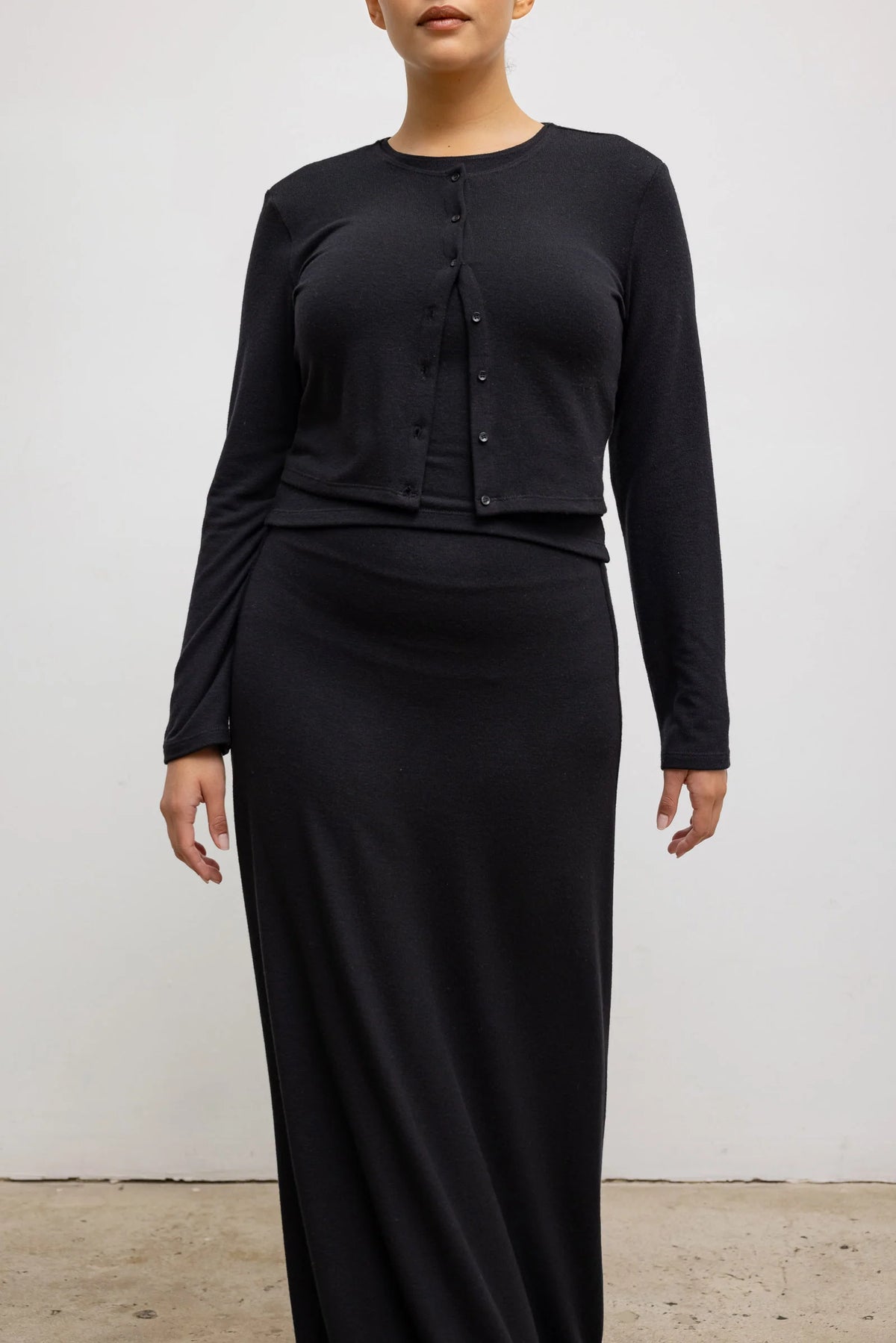 LAUREN CROP CARDIGAN II - BLACK