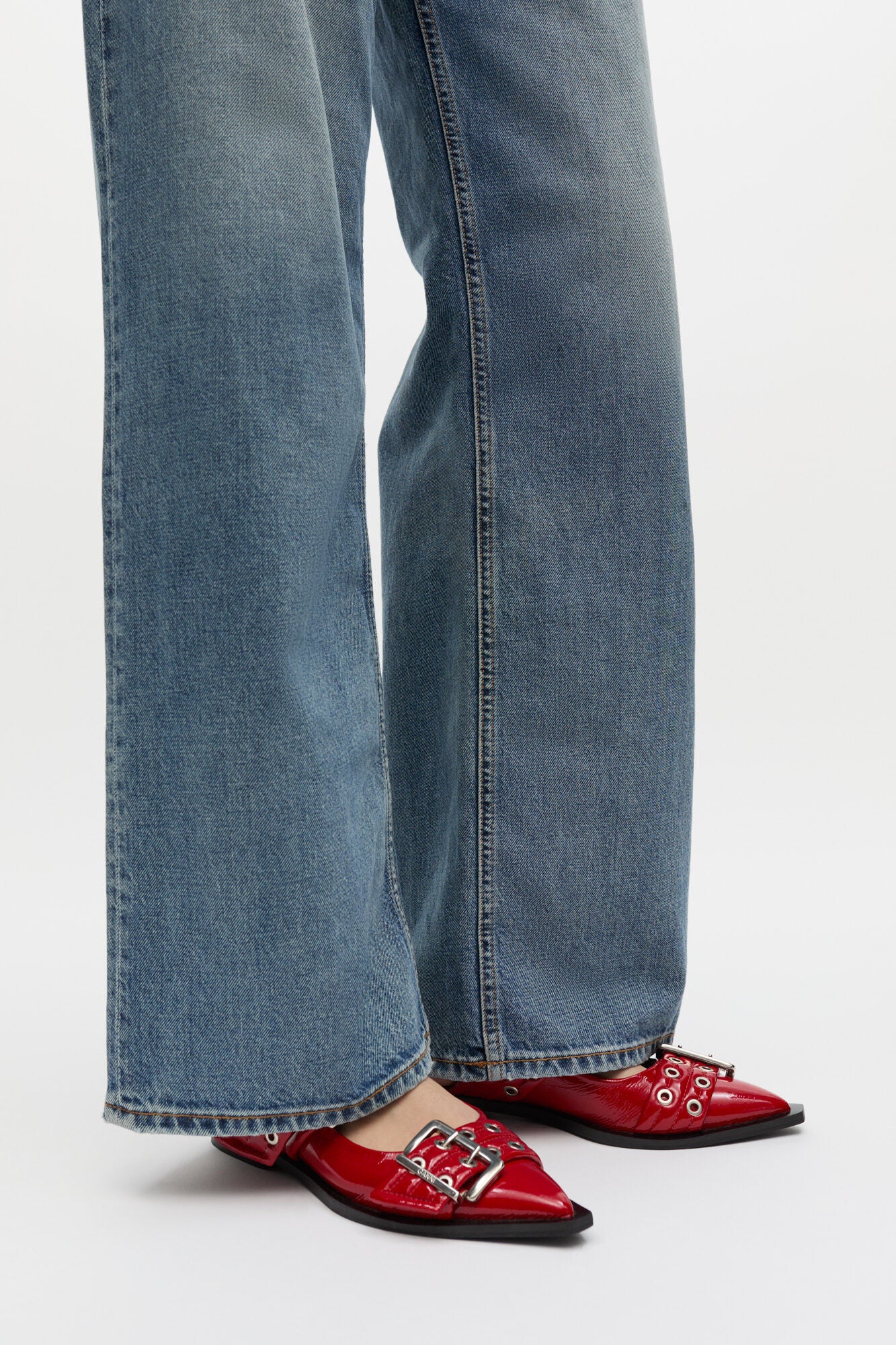 RED FEMININE BUCKLE BALLERINAS - RACING RED