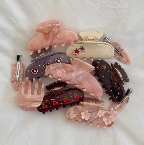 SWEETHEART CLIP IN PINK CHANTILLY ANGEL FOOD