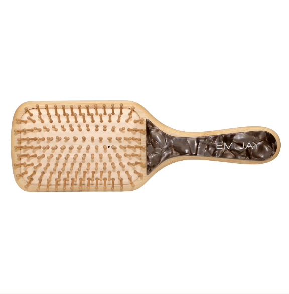 BAMBOO PADDLE BRUSH IN TOASTED SUGAR