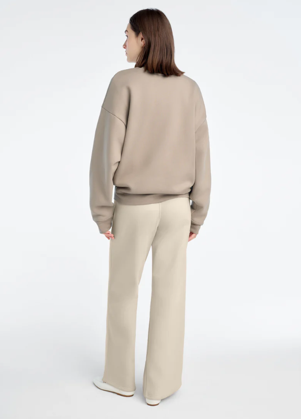 THE COLLEGIATE SWEATSHIRT - SOFT TAUPE/GARDENIA