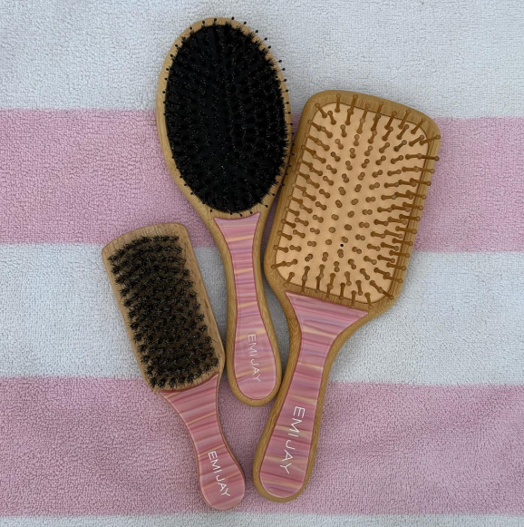 FLAT BRUSH IN LYCHEE BABY