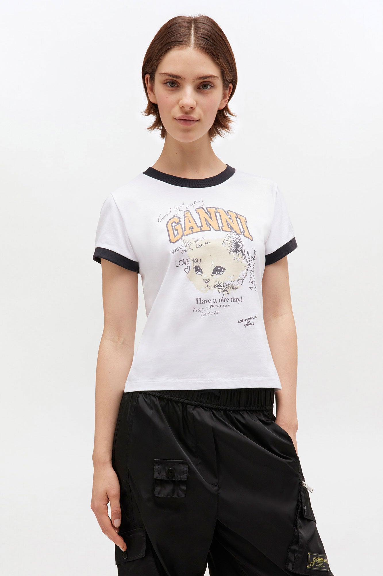 WHITE CROPPED KITTY T-SHIRT