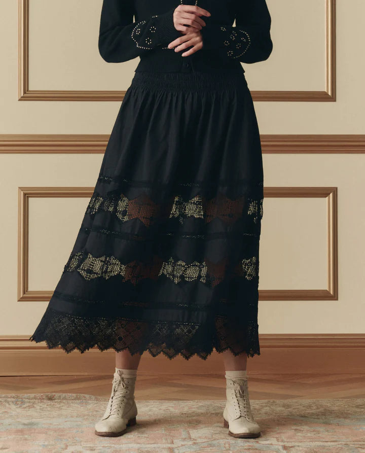 THE ROSETTE CROCHET CANARY SKIRT - BLACK