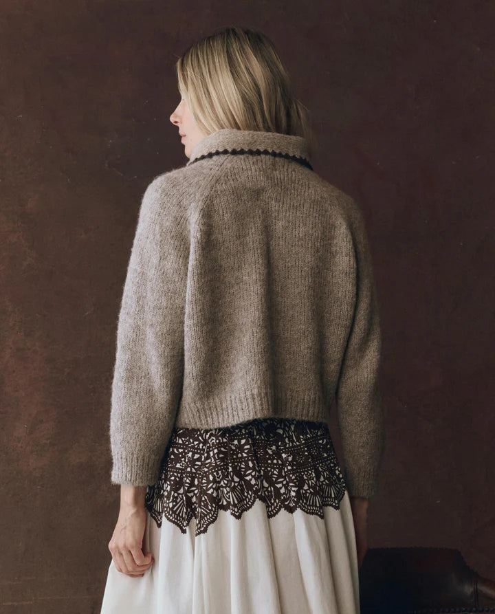 THE CROCHET COLLAR PULLOVER - OAT W/ BROWN