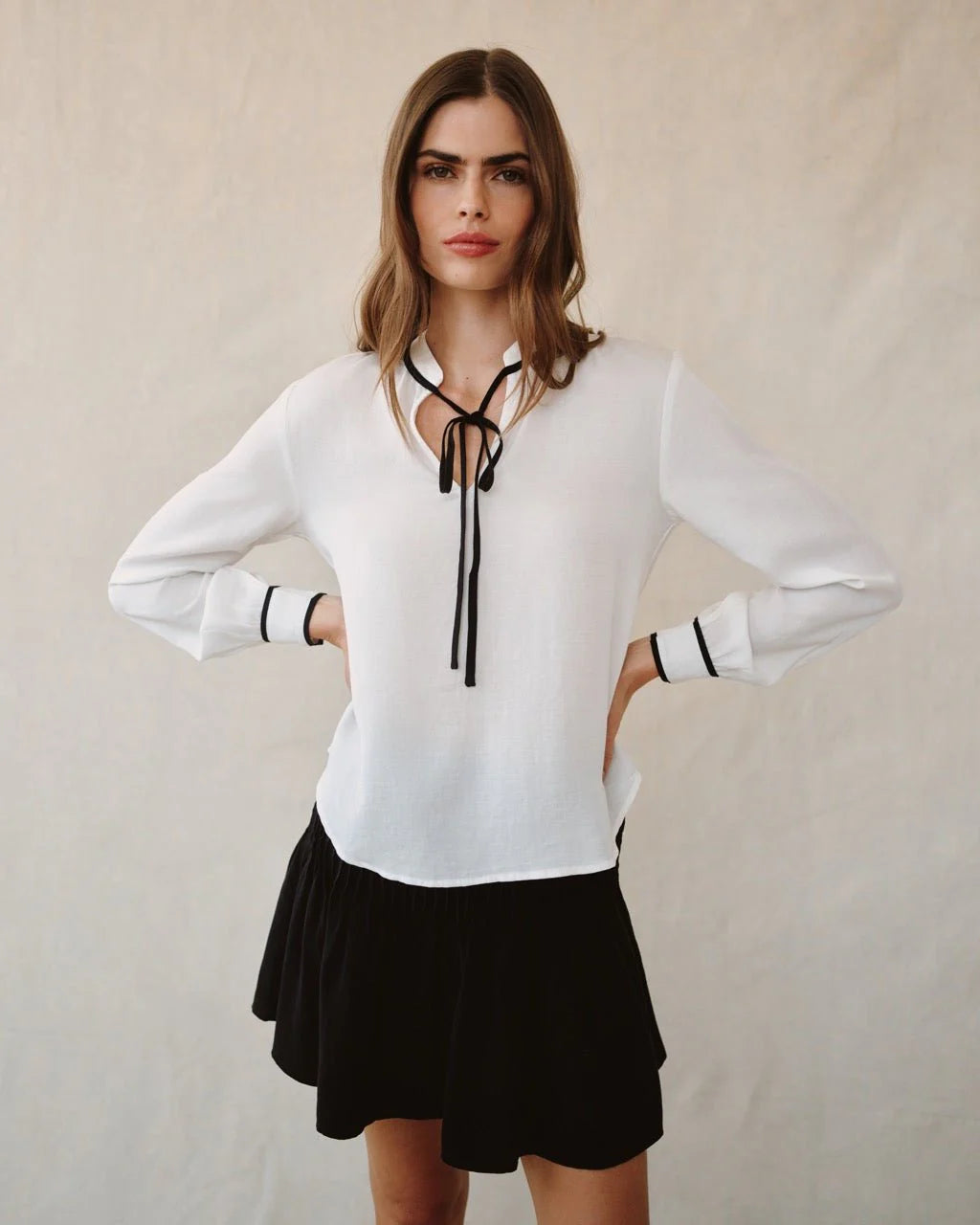 CONTRAST TRIM LONGSLEEVE BLOUSE - OFF WHITE