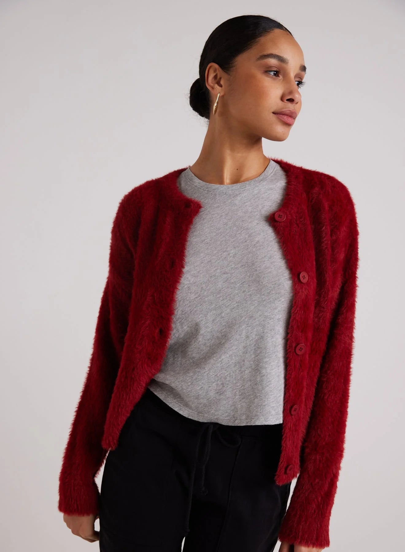 FUZZY CREW NECK CARDIGAN - RUBY RED