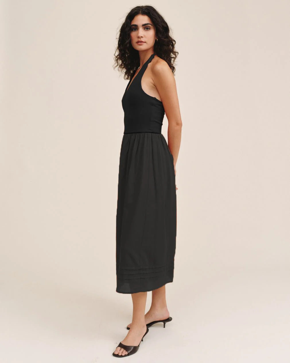 HALTER NECK MIXED DRESS - BLACK