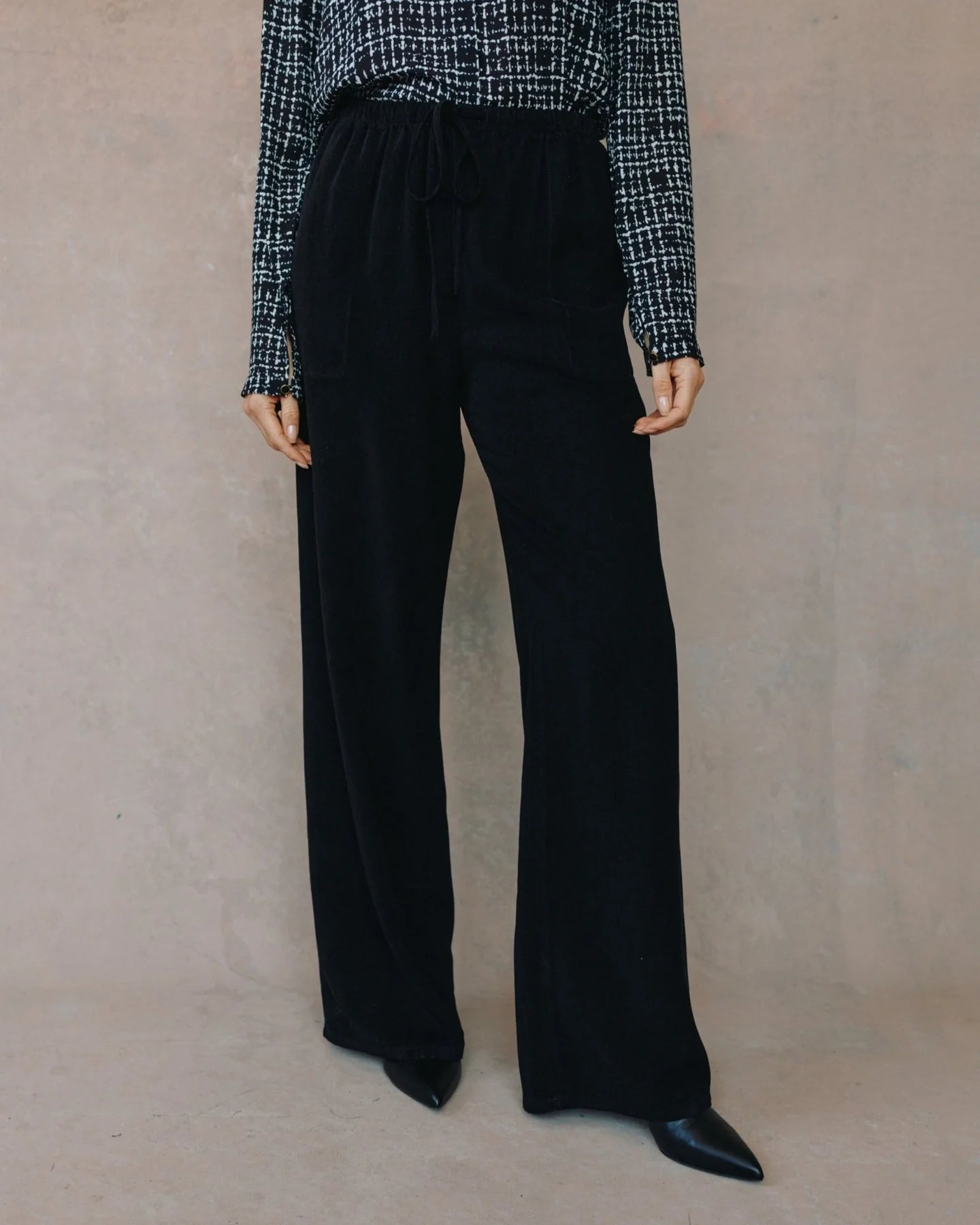 KYLIE WIDE LEG DRAWSTRING - BLACK