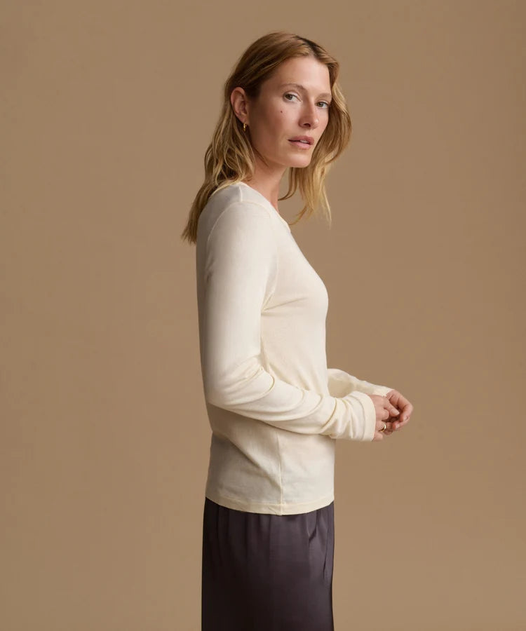 LONG SLEEVE SLIM TEE - WARM IVORY