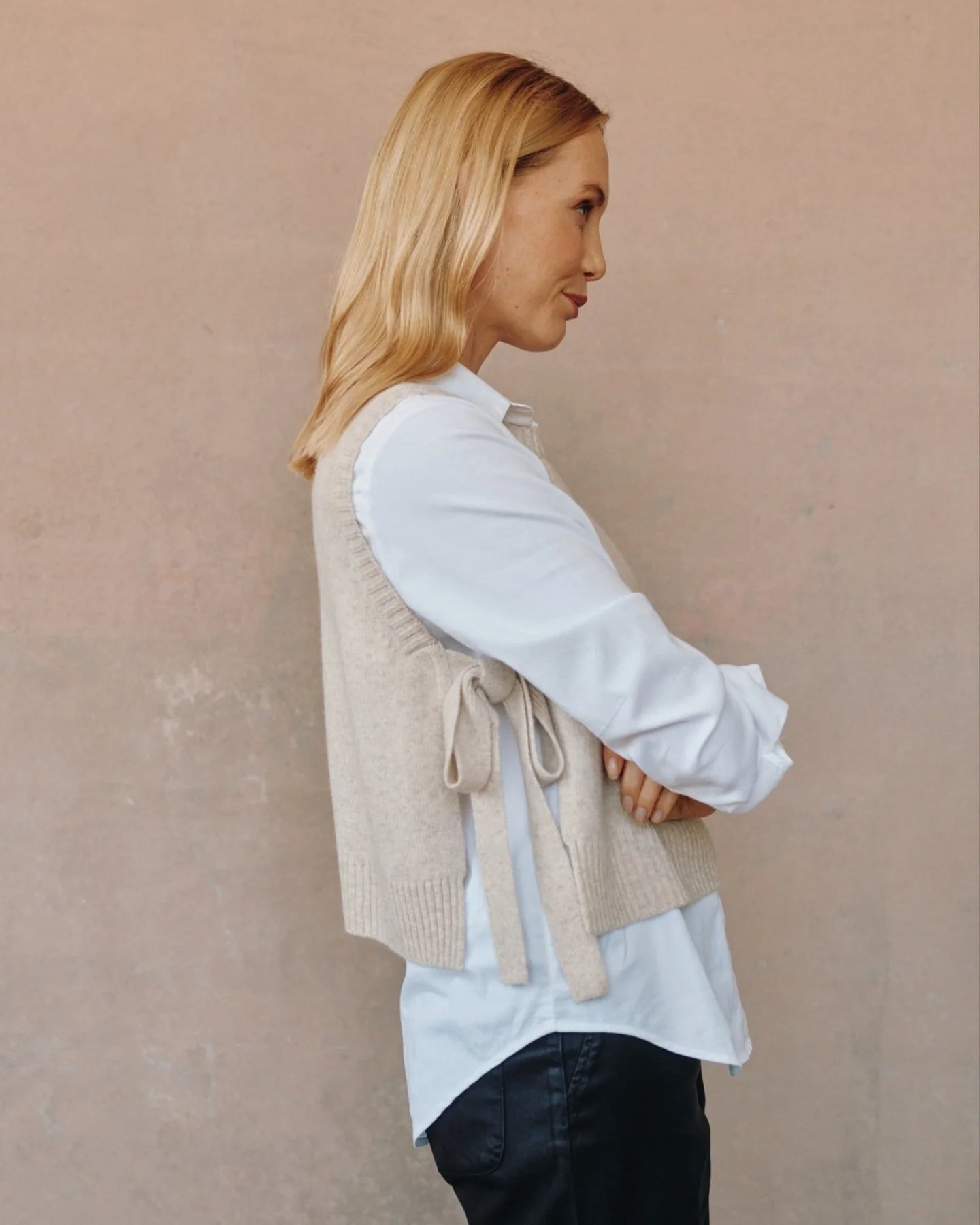 SIDE TIE VEST - IVORY OAT